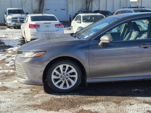 2022 Toyota Camry LE