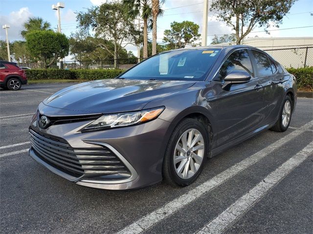 2022 Toyota Camry LE