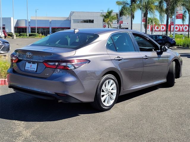 2022 Toyota Camry LE