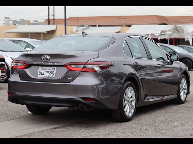 2022 Toyota Camry LE