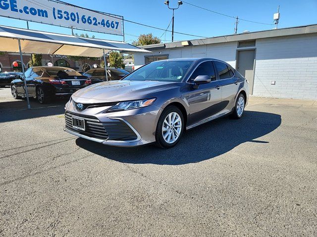 2022 Toyota Camry LE