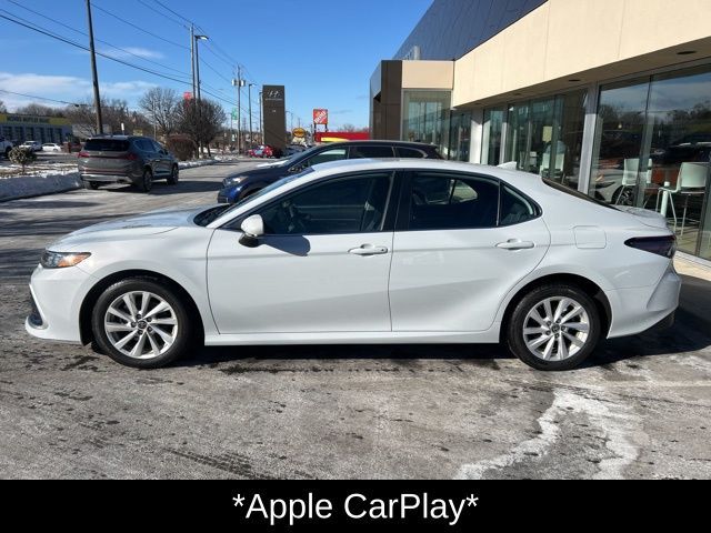 2022 Toyota Camry LE