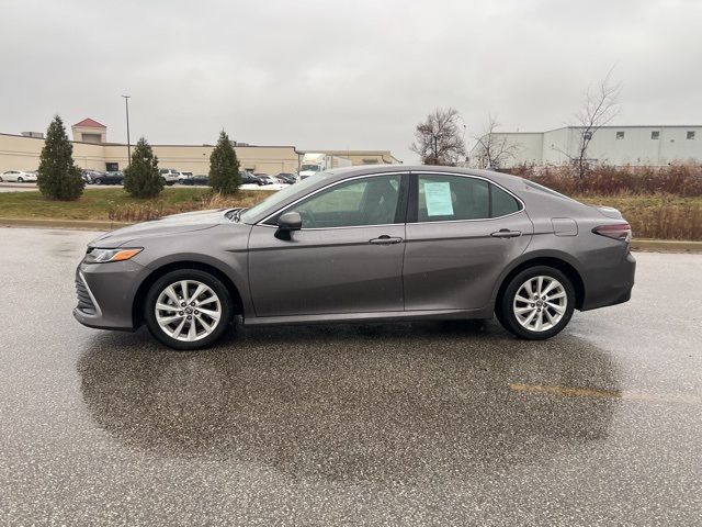 2022 Toyota Camry LE