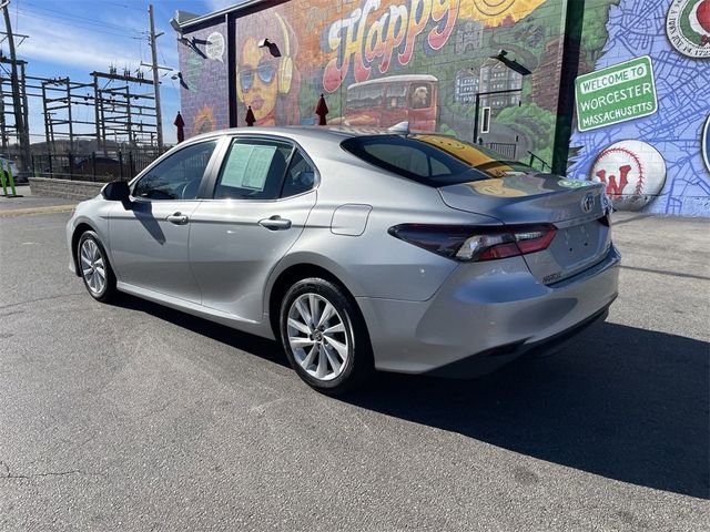 2022 Toyota Camry LE