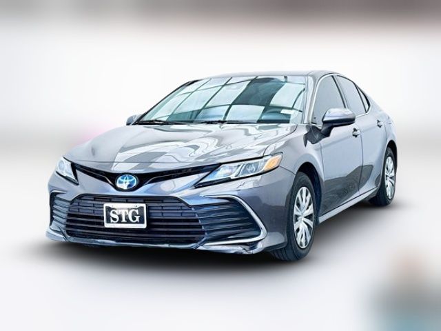 2022 Toyota Camry Hybrid LE