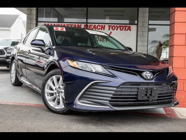 2022 Toyota Camry LE