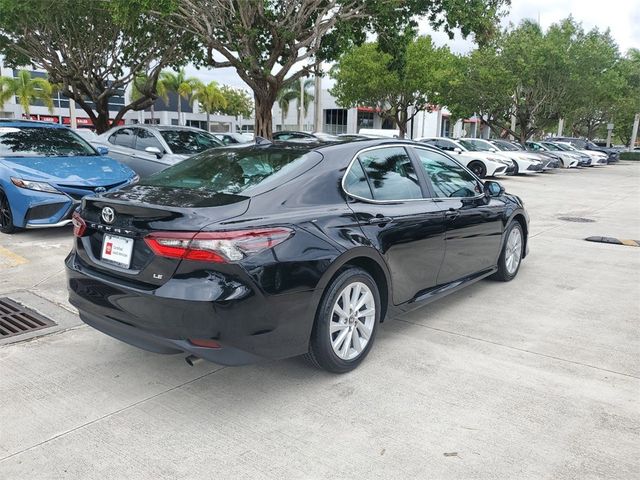 2022 Toyota Camry LE