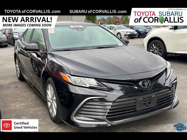 2022 Toyota Camry LE