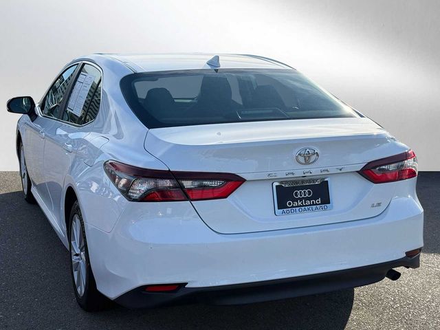 2022 Toyota Camry LE