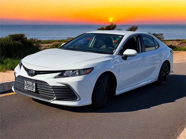 2022 Toyota Camry LE