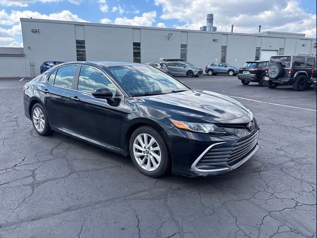 2022 Toyota Camry LE