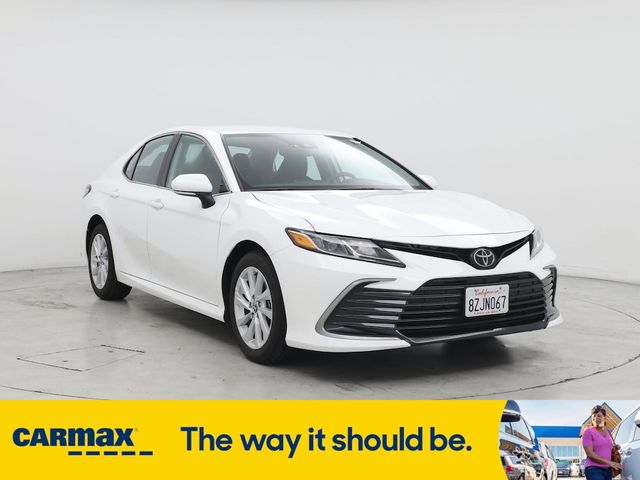 2022 Toyota Camry LE