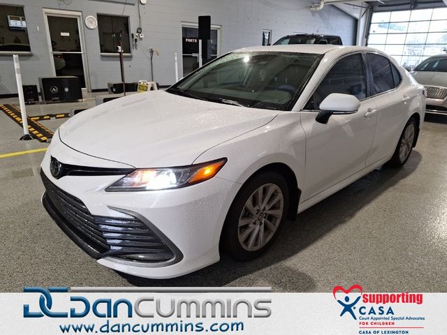 2022 Toyota Camry LE