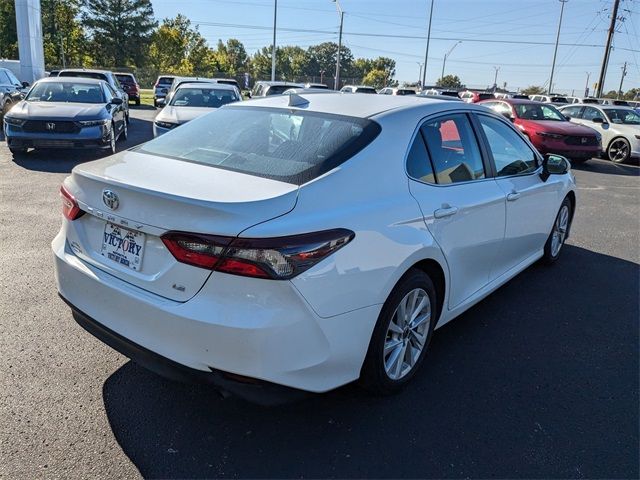 2022 Toyota Camry LE