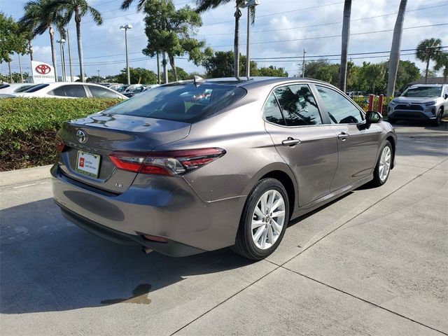 2022 Toyota Camry LE