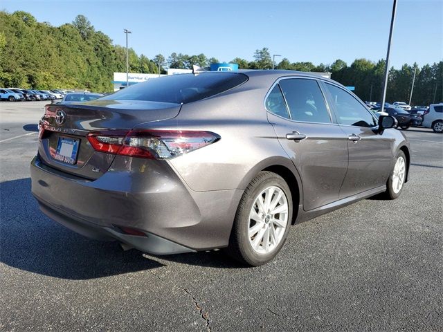 2022 Toyota Camry LE