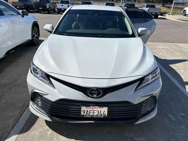 2022 Toyota Camry LE