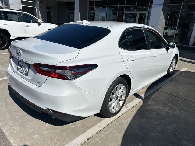 2022 Toyota Camry LE