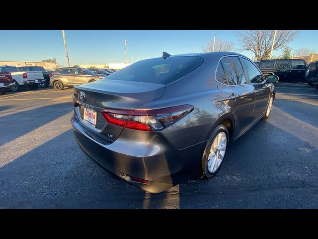 2022 Toyota Camry LE