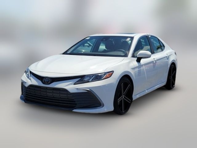 2022 Toyota Camry LE