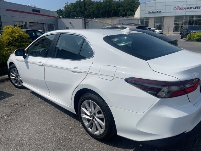 2022 Toyota Camry LE