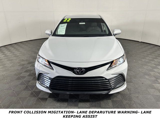 2022 Toyota Camry LE