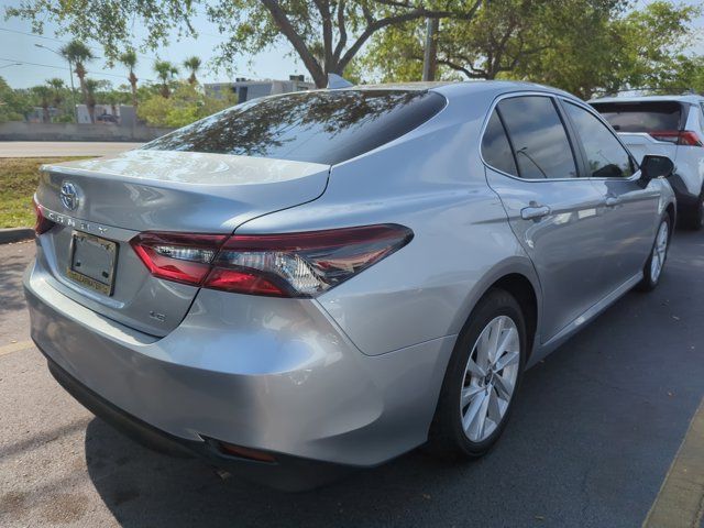 2022 Toyota Camry LE