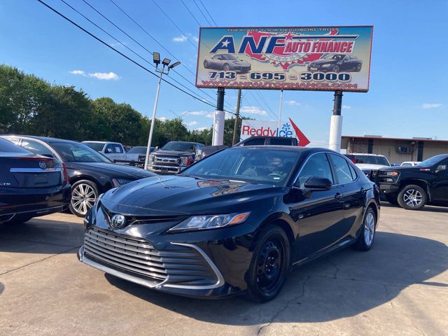 2022 Toyota Camry LE