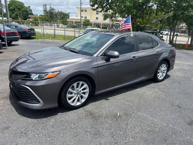 2022 Toyota Camry LE