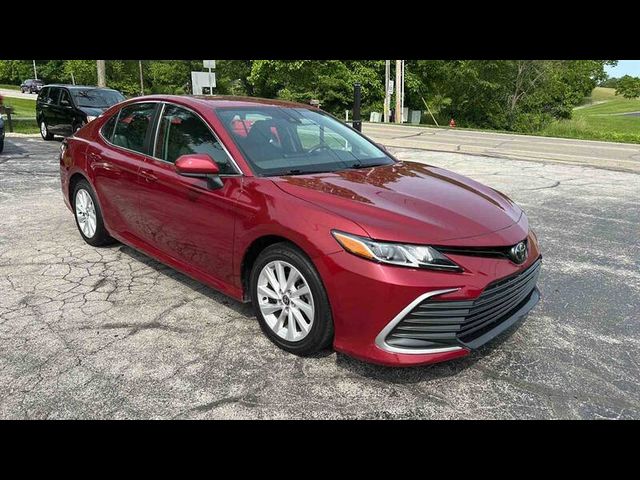 2022 Toyota Camry LE