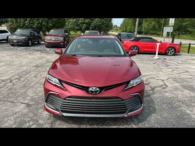 2022 Toyota Camry LE