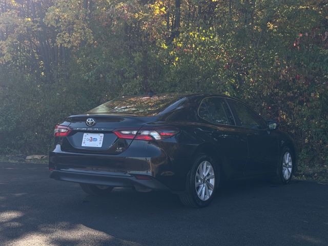 2022 Toyota Camry LE