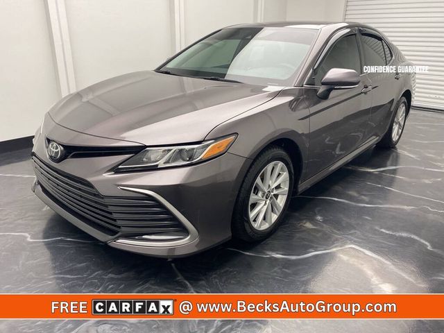 2022 Toyota Camry LE