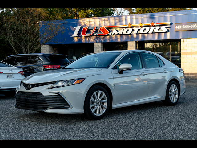 2022 Toyota Camry LE