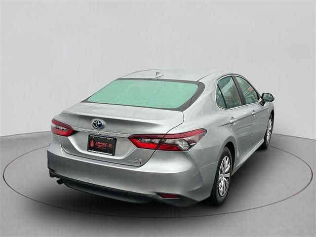 2022 Toyota Camry Hybrid LE