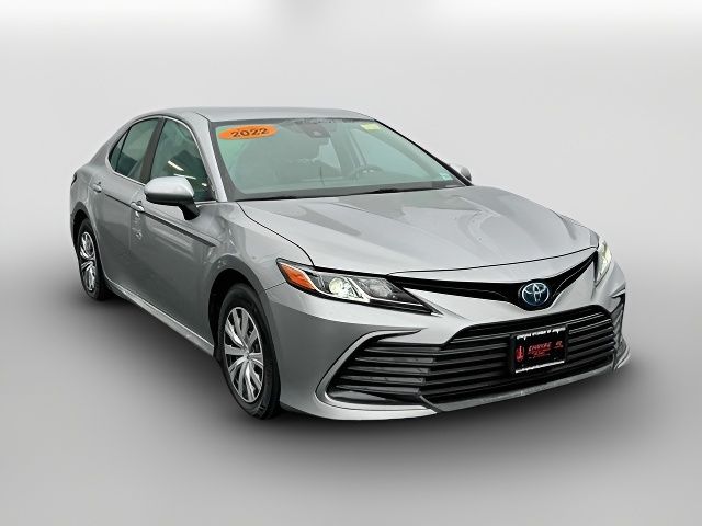 2022 Toyota Camry Hybrid LE