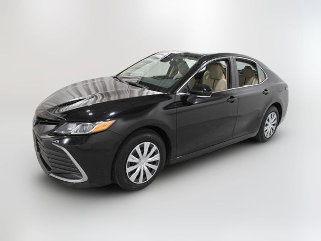 2022 Toyota Camry Hybrid LE