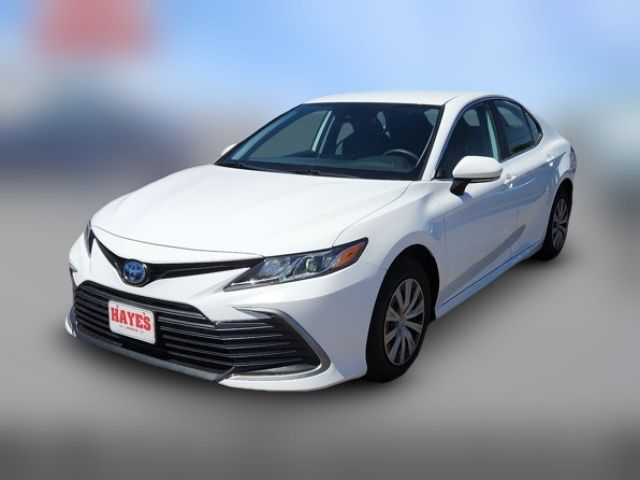 2022 Toyota Camry Hybrid LE