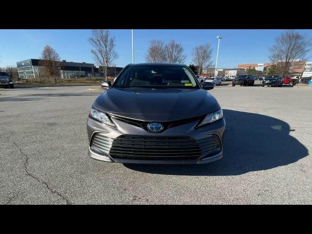 2022 Toyota Camry Hybrid LE