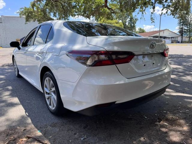 2022 Toyota Camry LE