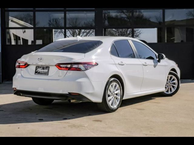 2022 Toyota Camry LE