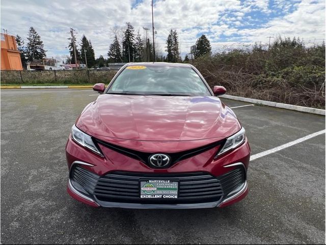 2022 Toyota Camry LE