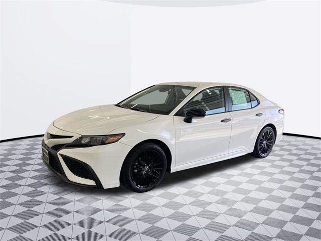 2022 Toyota Camry SE Nightshade