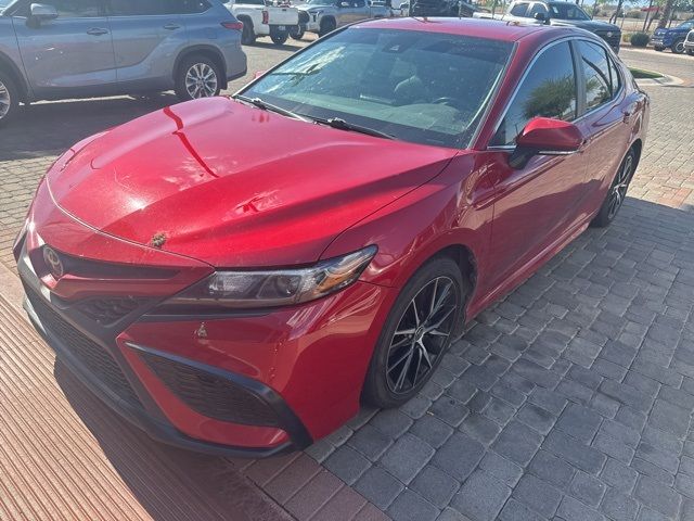 2022 Toyota Camry SE