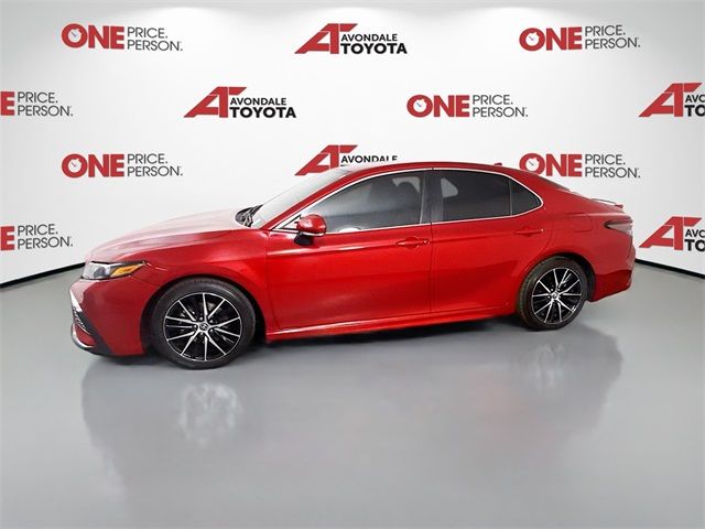 2022 Toyota Camry SE