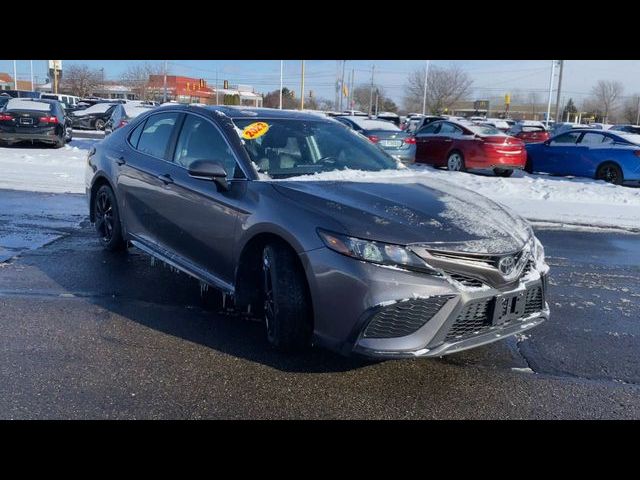 2022 Toyota Camry SE