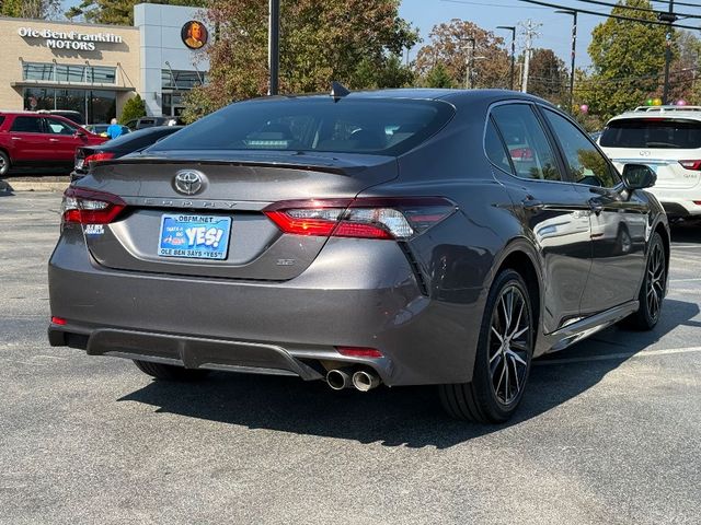 2022 Toyota Camry SE