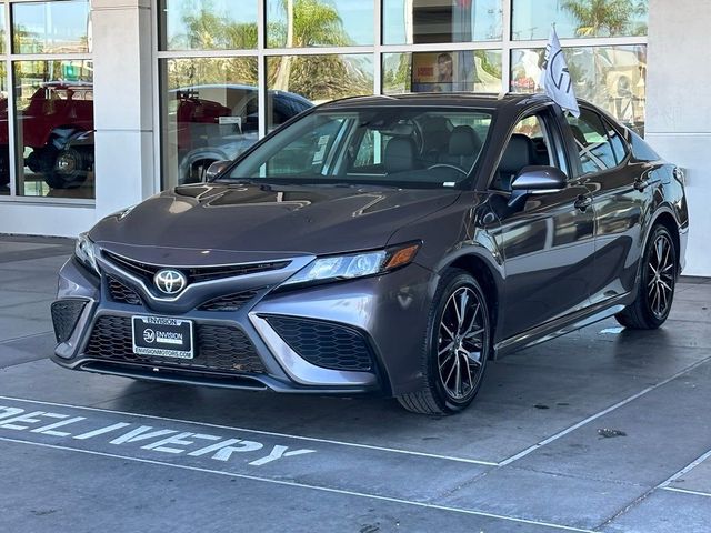 2022 Toyota Camry SE