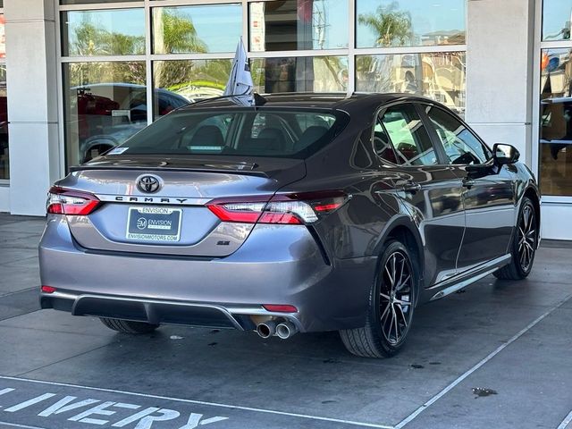 2022 Toyota Camry SE