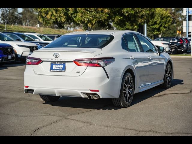 2022 Toyota Camry SE